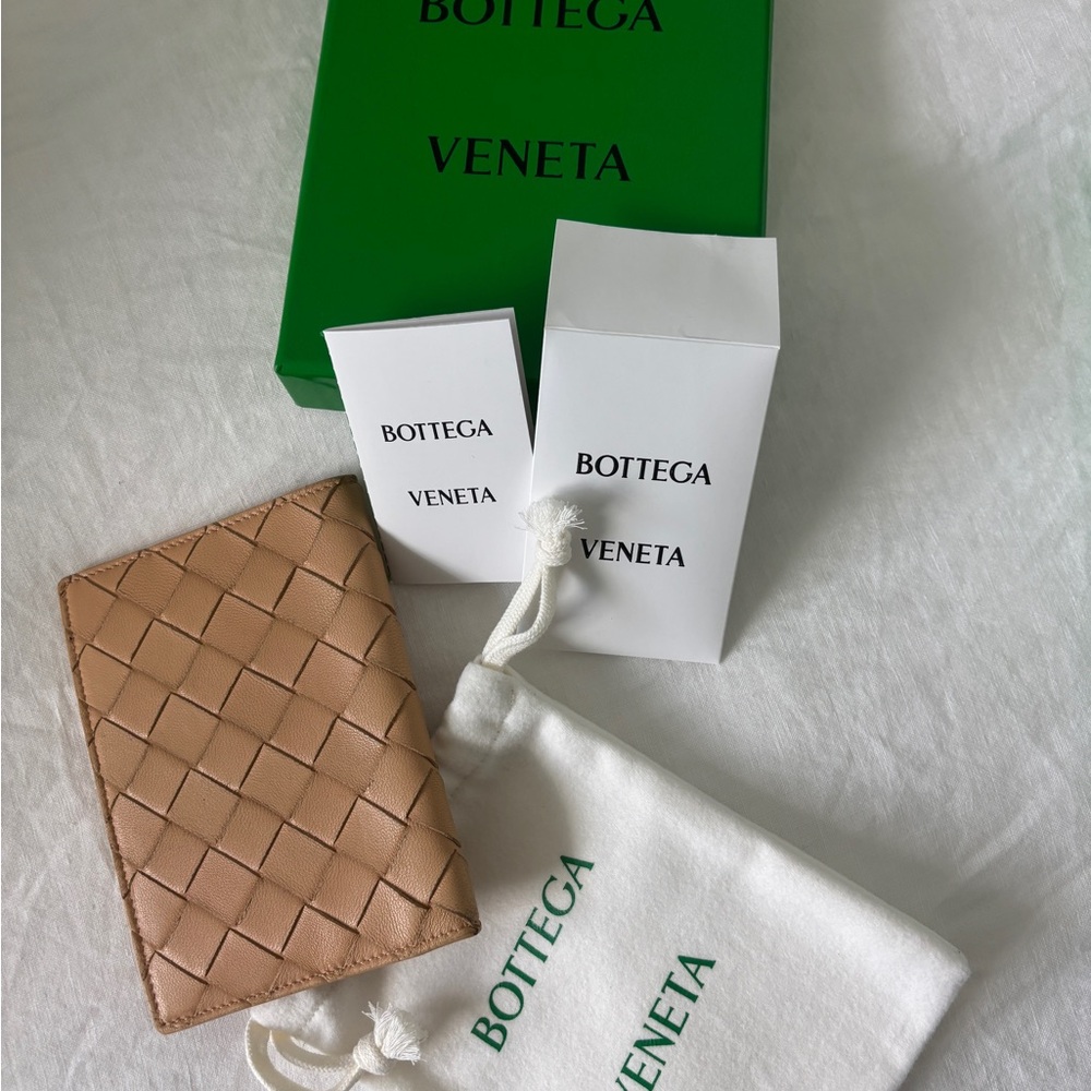 Bottega Veneta Tan Card Holder